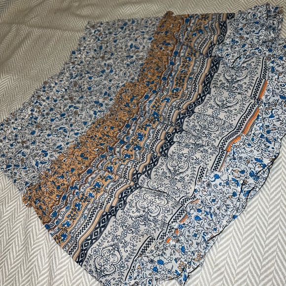 MISA RUFFLE SKIRT PATTERNED - Picture 3 of 4